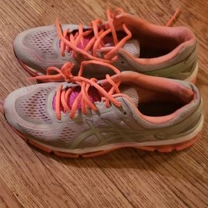 Asics women's size 9
